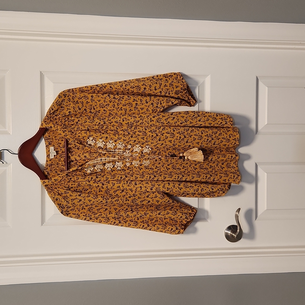 Gold top, Mason & Belle, 1X